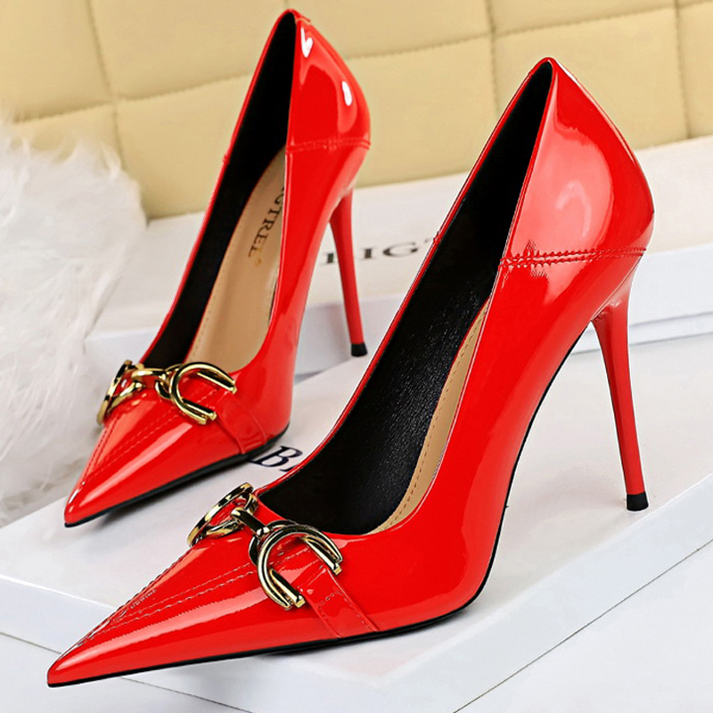 Luxury Women Pumps Metal Belt  - Leather Classic Strap ulasan dan harga